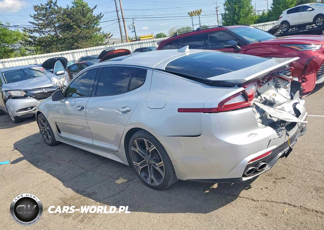2018 Kia Stinger Premium VIN:KNAE25LA7J6014751 - 2