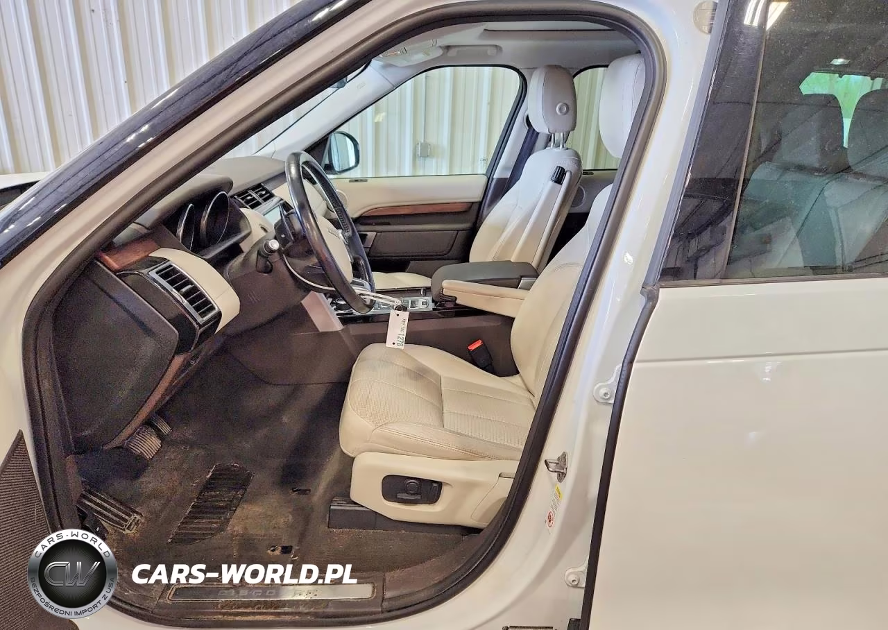 2017 Land Rover Discovery Hse VIN:SALRRBBV5HA045967 - 7