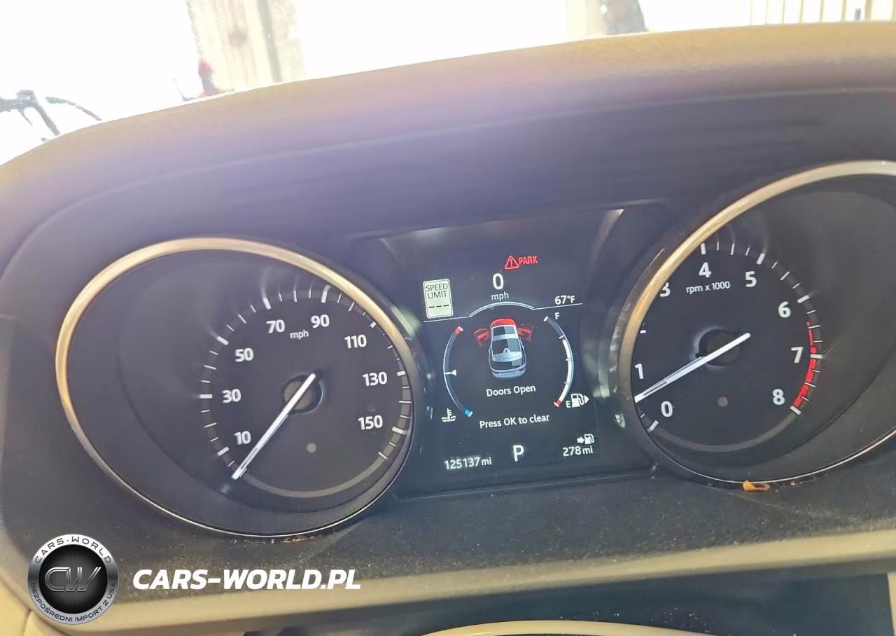 2017 Land Rover Discovery Hse VIN:SALRRBBV5HA045967 - 9