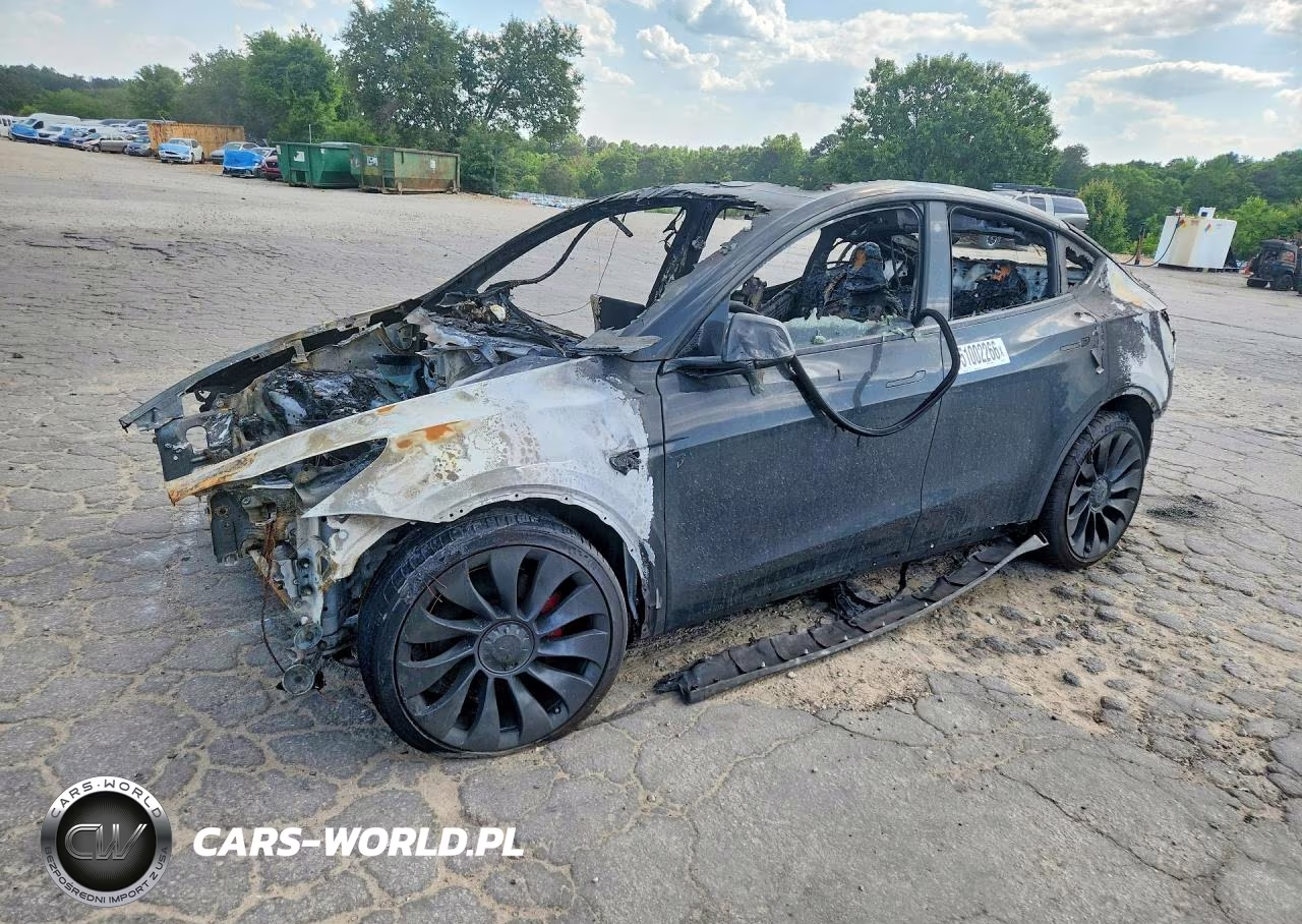 2022 Tesla Model Y Performance Dual Motor All-Wheel Drive
