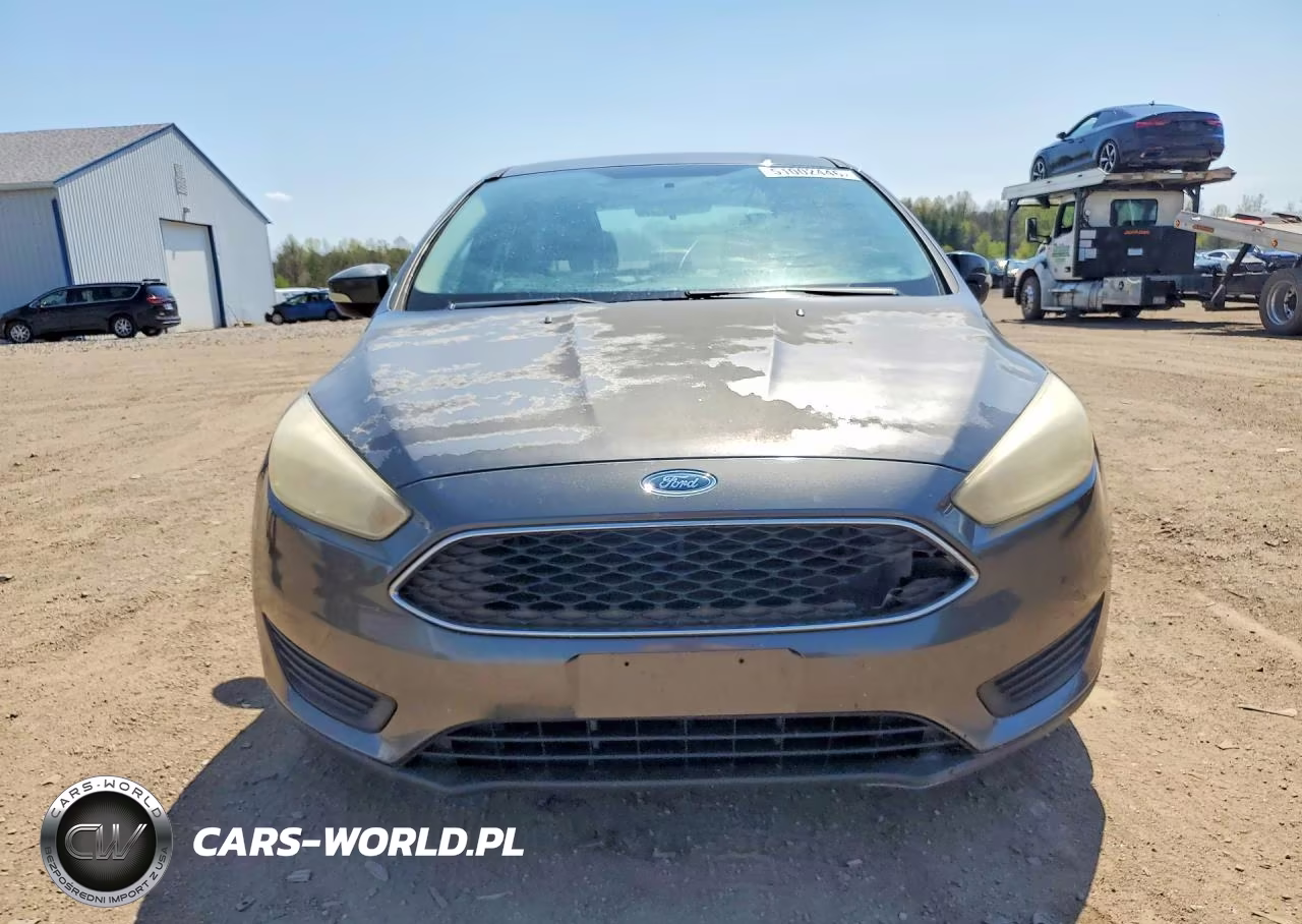2016 Ford Focus Se VIN:1FADP3F20GL350699 - 5