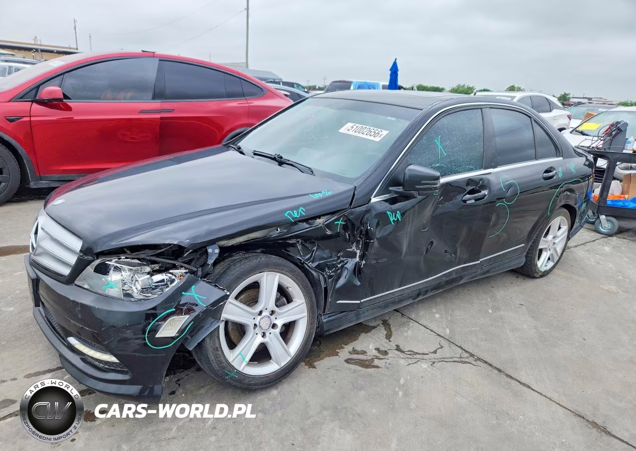 2011 Mercedes-Benz C 300