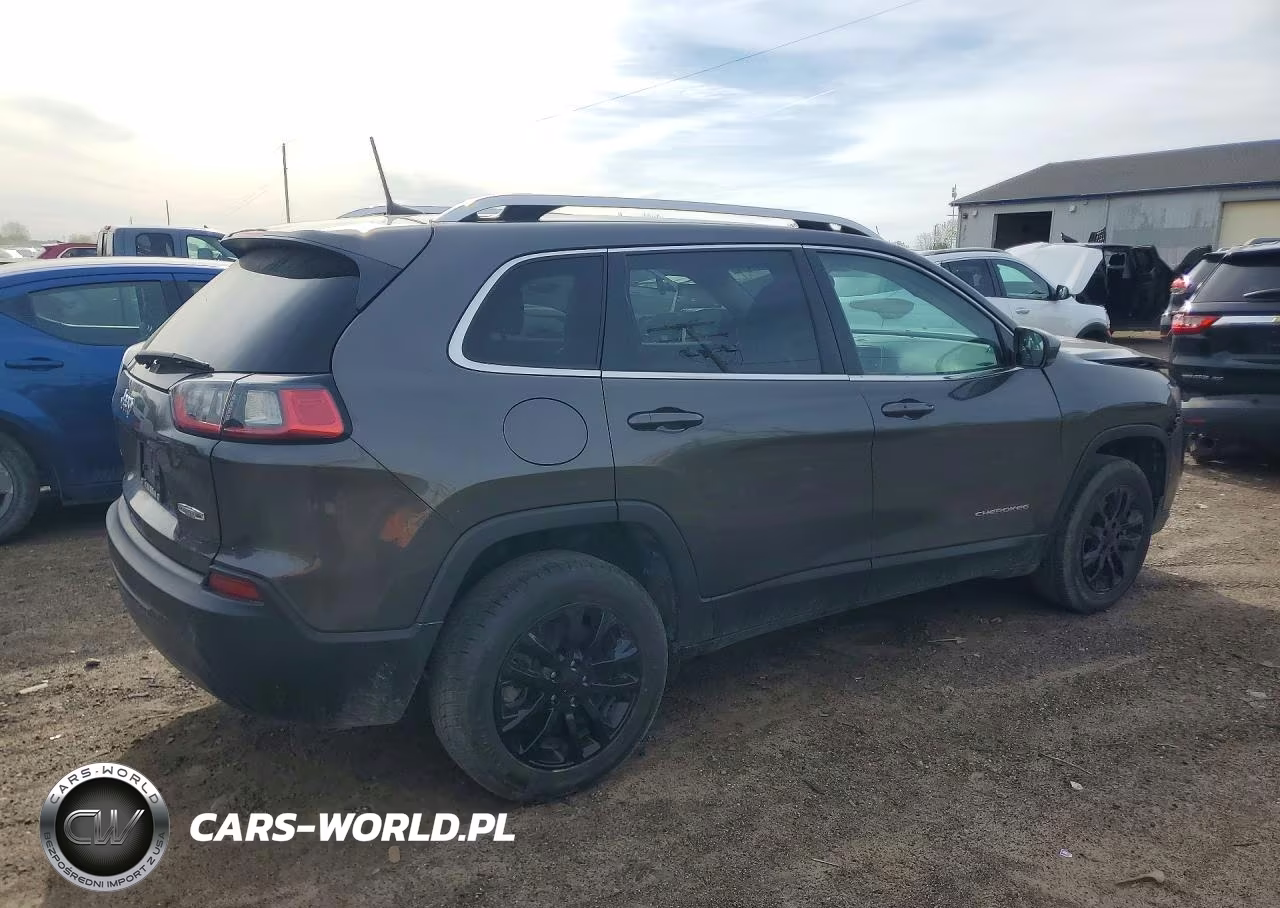 2020 Jeep Cherokee Latitude Plus VIN:1C4PJMLB9LD533638 - 3