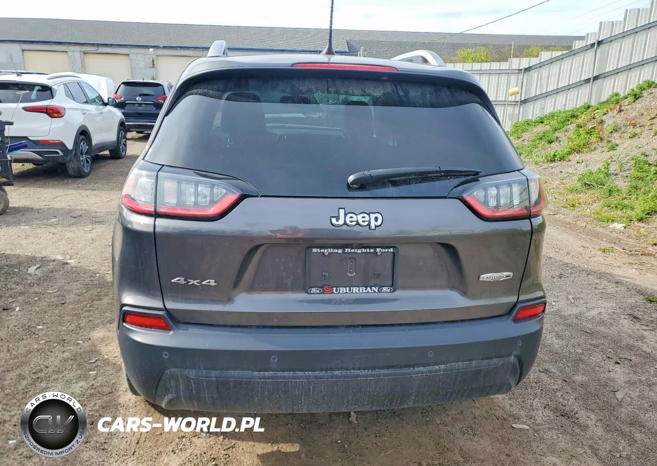 2020 Jeep Cherokee Latitude Plus VIN:1C4PJMLB9LD533638 - 6