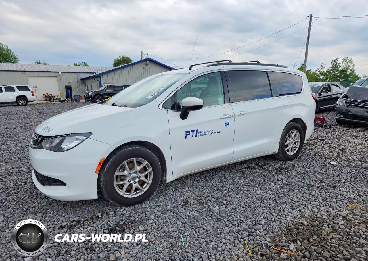 2021 Chrysler Voyager Lxi