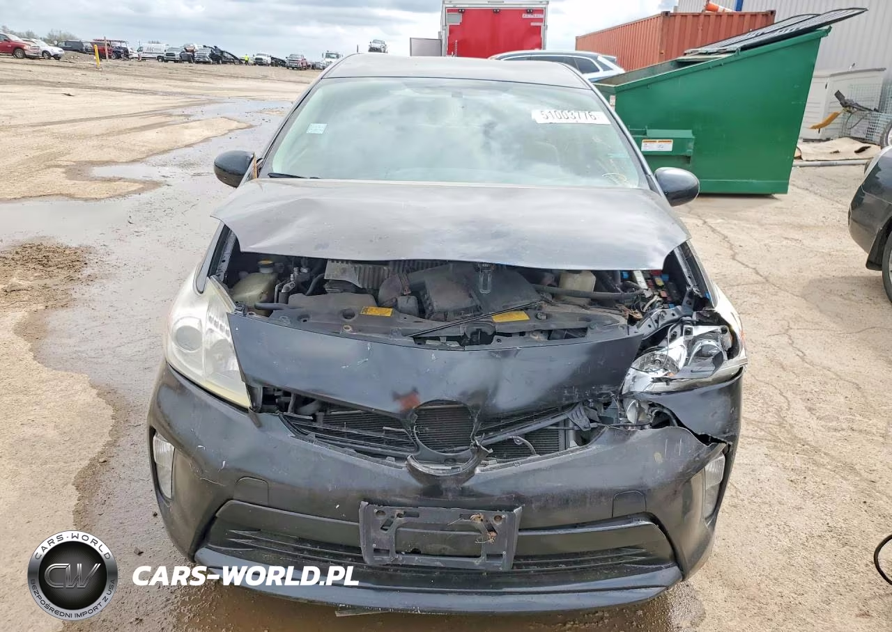 2012 Toyota Prius Two VIN:JTDKN3DU8C1535326 - 5