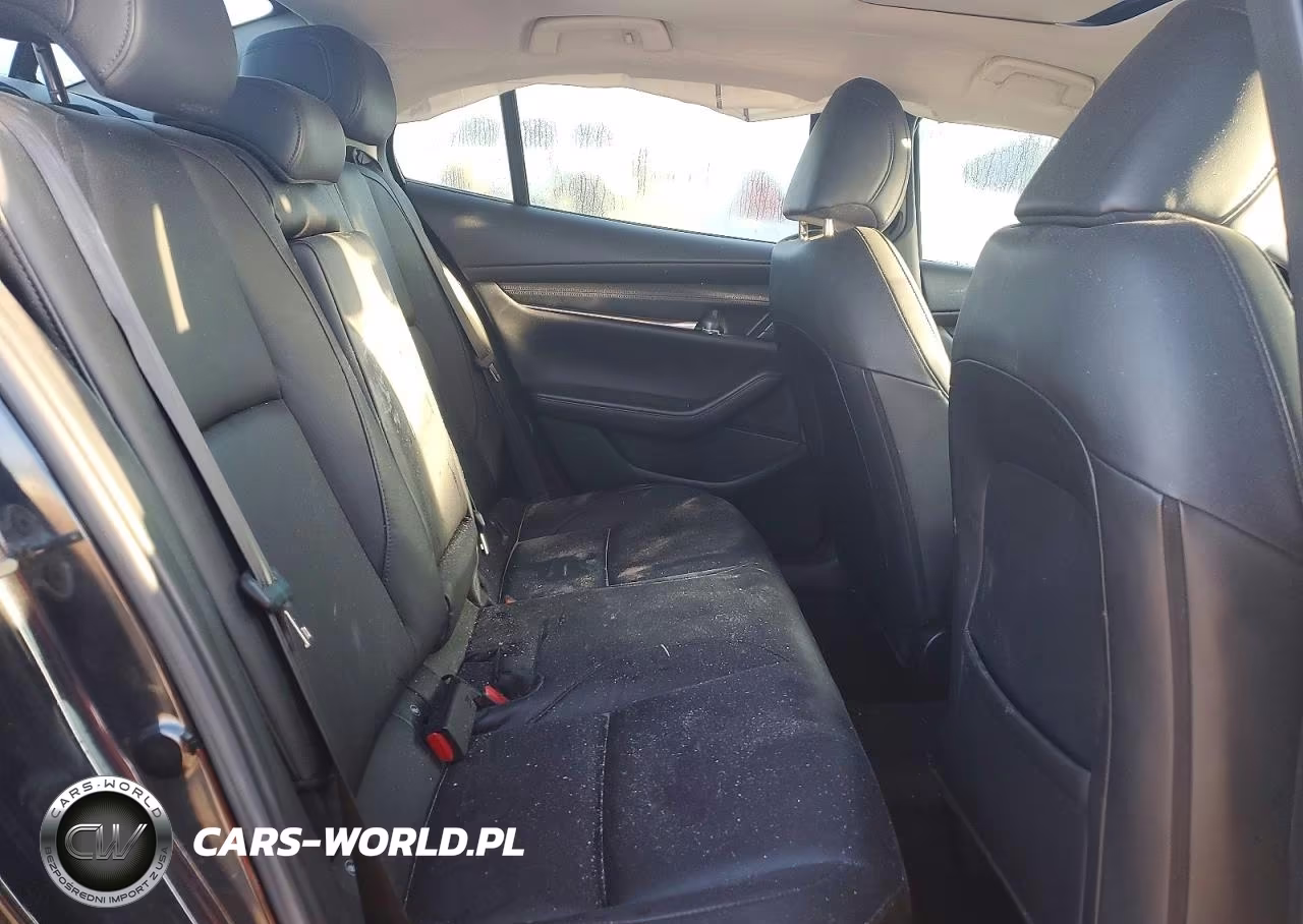 2021 Mazda 3 Preferred VIN:JM1BPACL6M1336493 - 10