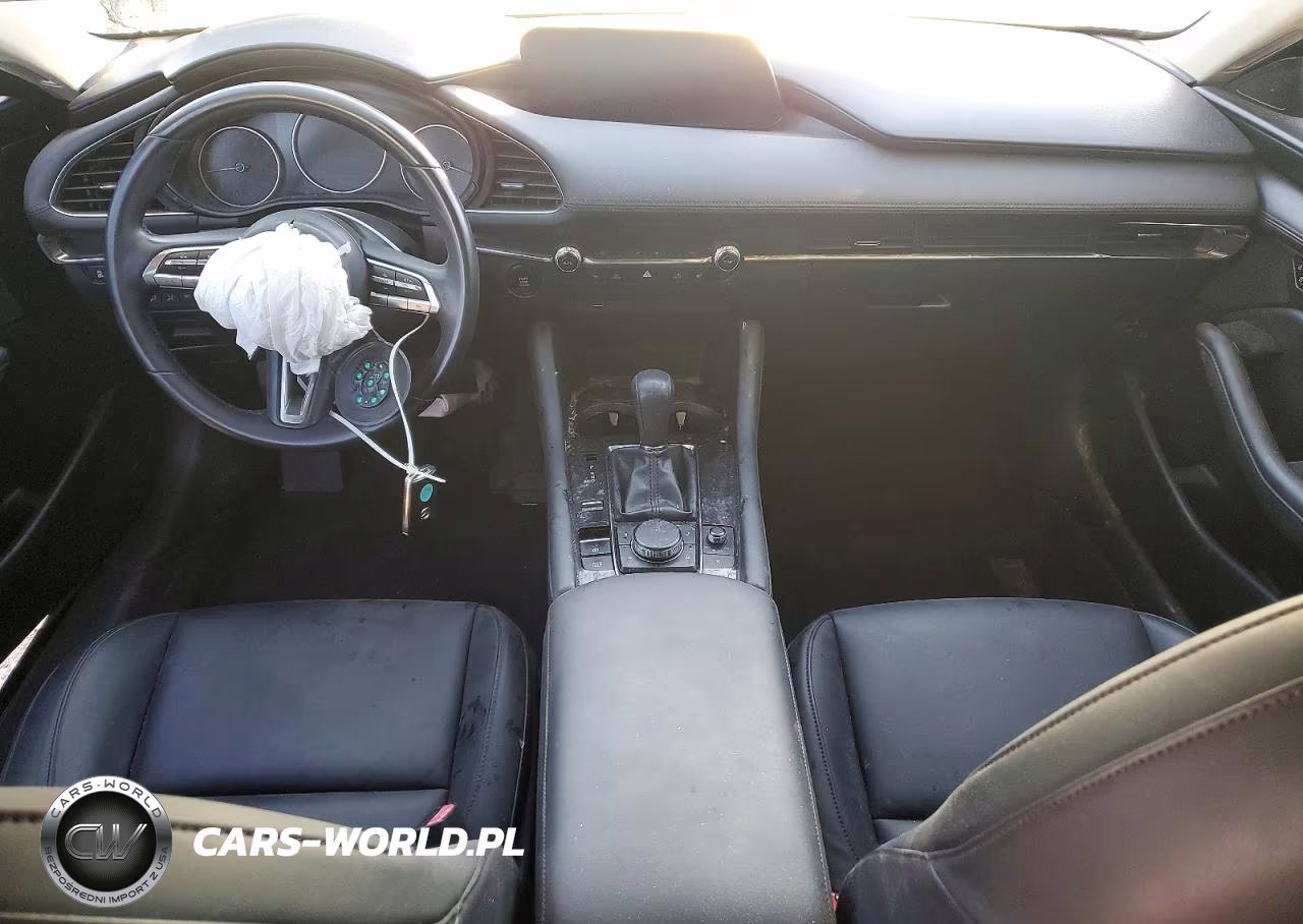 2021 Mazda 3 Preferred VIN:JM1BPACL6M1336493 - 8