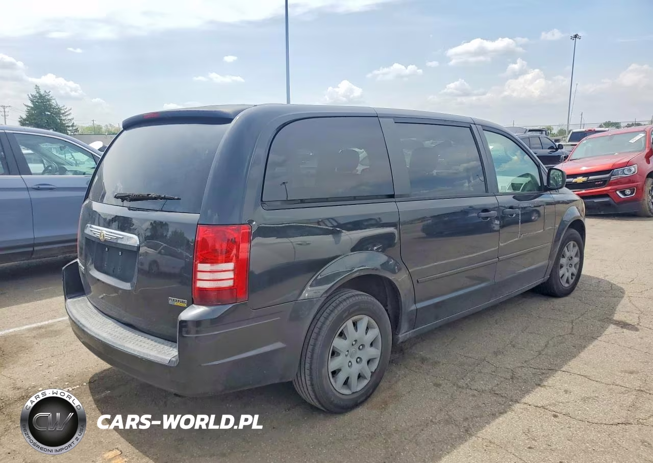 2008 Chrysler Town & Country Lx VIN:2A8HR44H18R678072 - 3