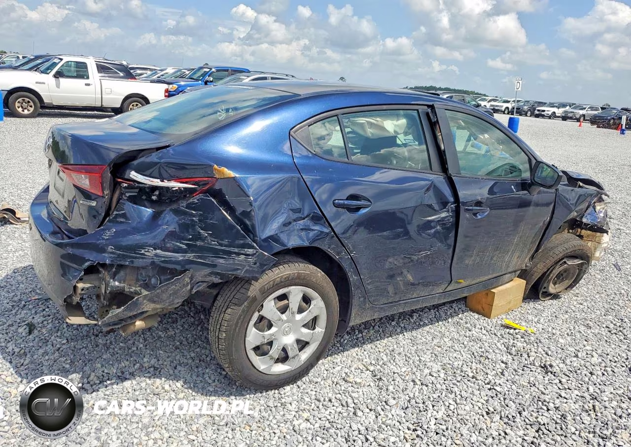2018 Mazda 3 Sport VIN:3MZBN1U70JM180177 - 3