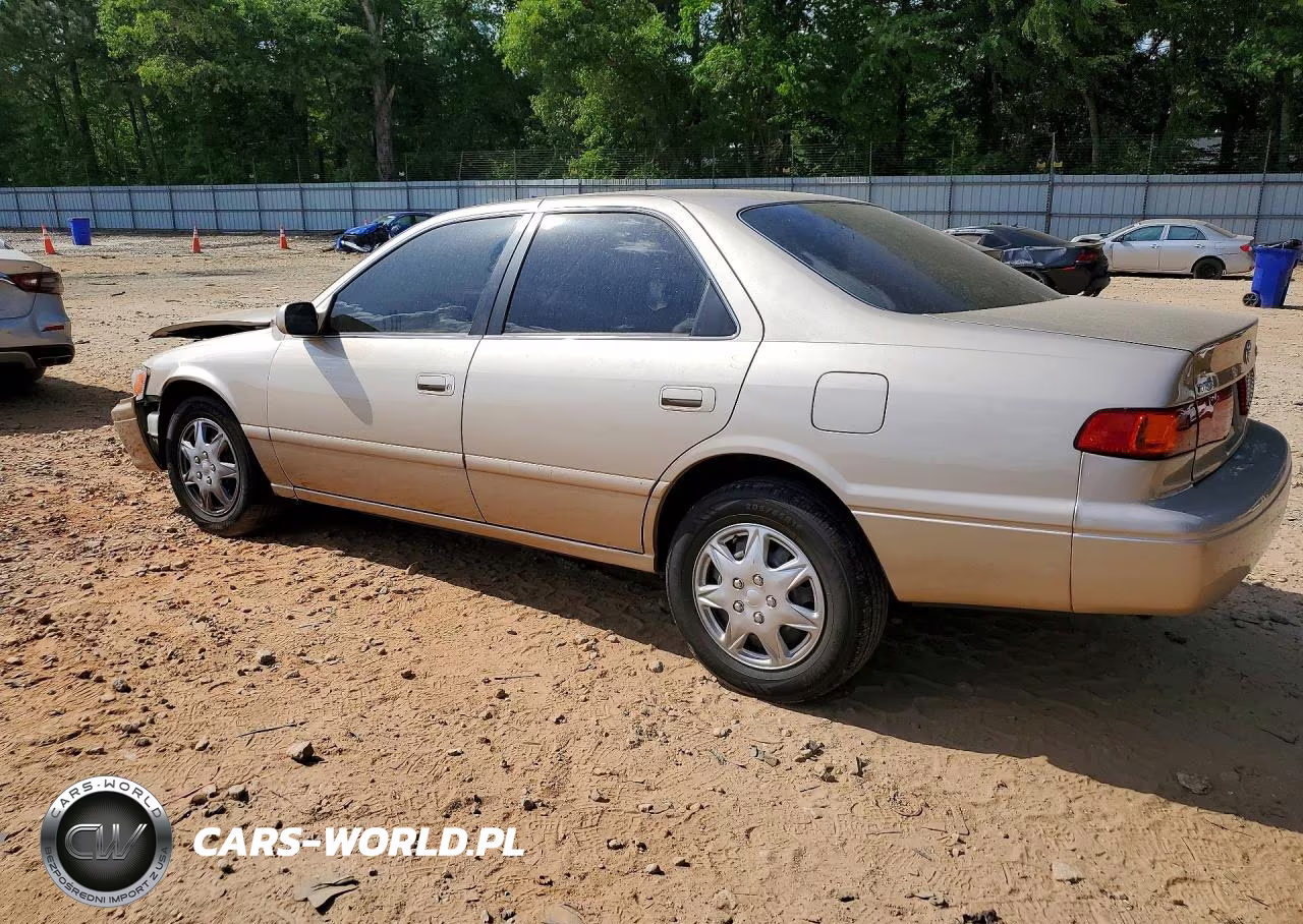 2001 Toyota Camry Le VIN:JT2BG22K810597889 - 2
