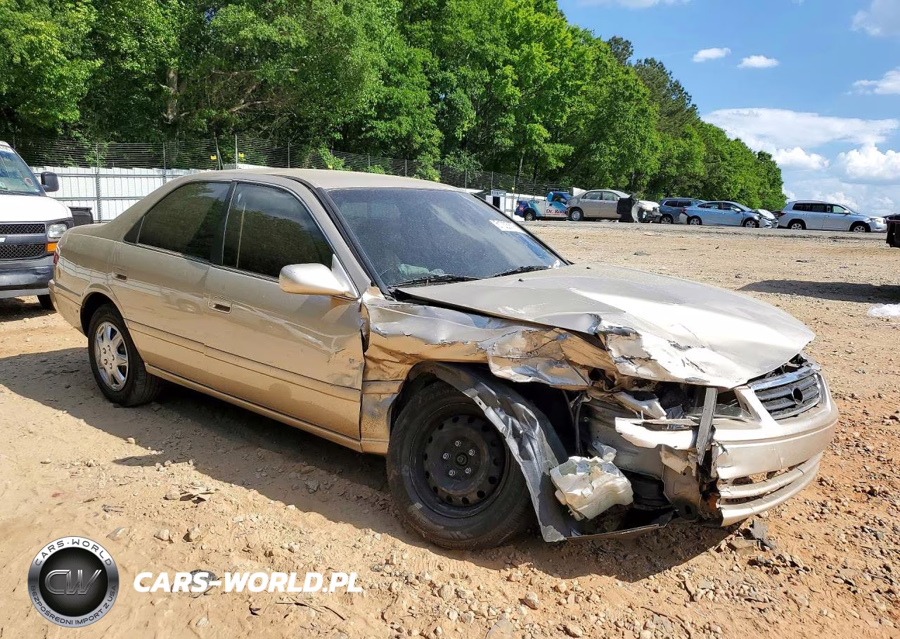 2001 Toyota Camry Le VIN:JT2BG22K810597889 - 4