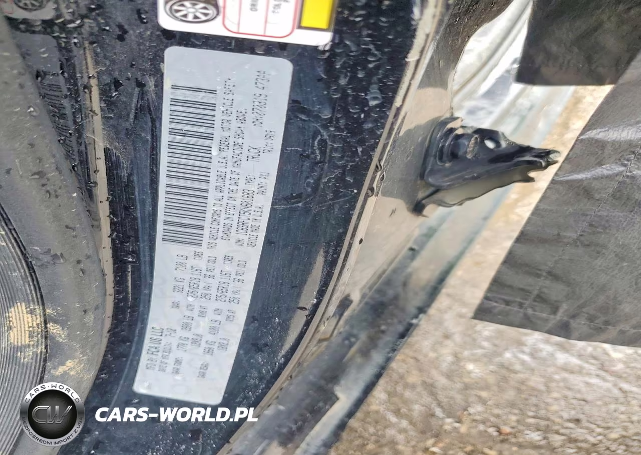 2019 Ram 1500 Tradesman VIN:1C6SRFCT5KN601683 - 12