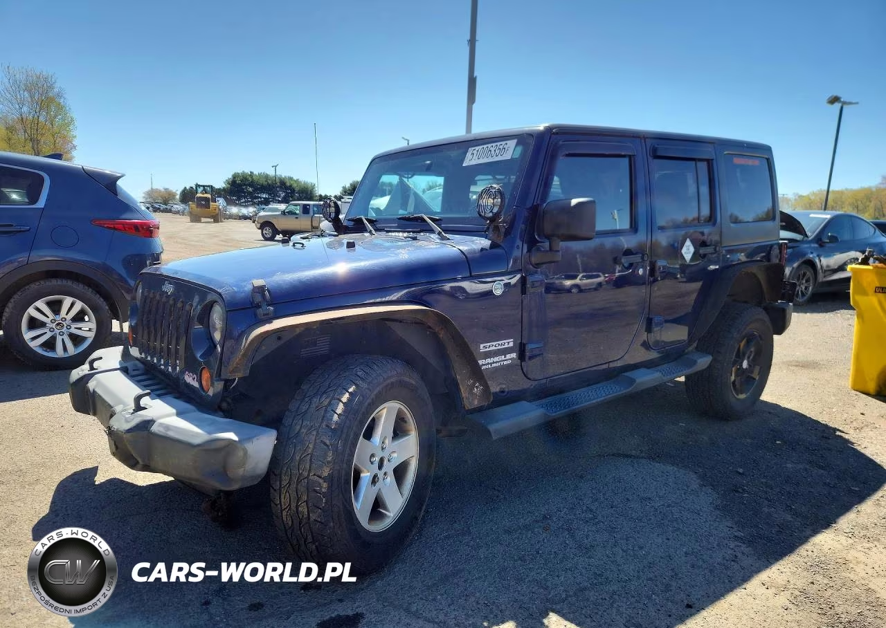 2013 Jeep Wrangler Unlimited Sport – zdjęcie 1 z 12