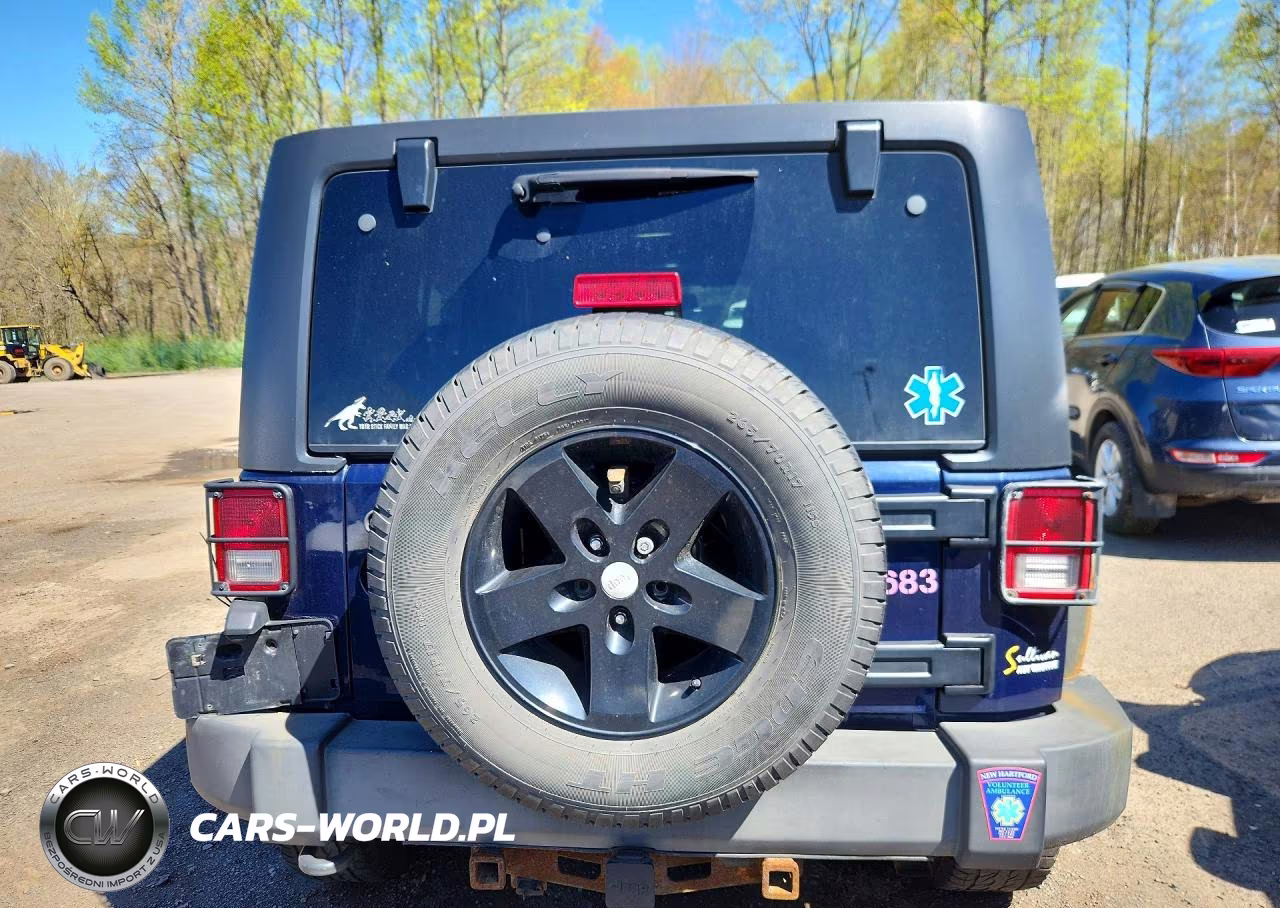 2013 Jeep Wrangler Unlimited Sport VIN:1C4HJWDG1DL503082 - 6