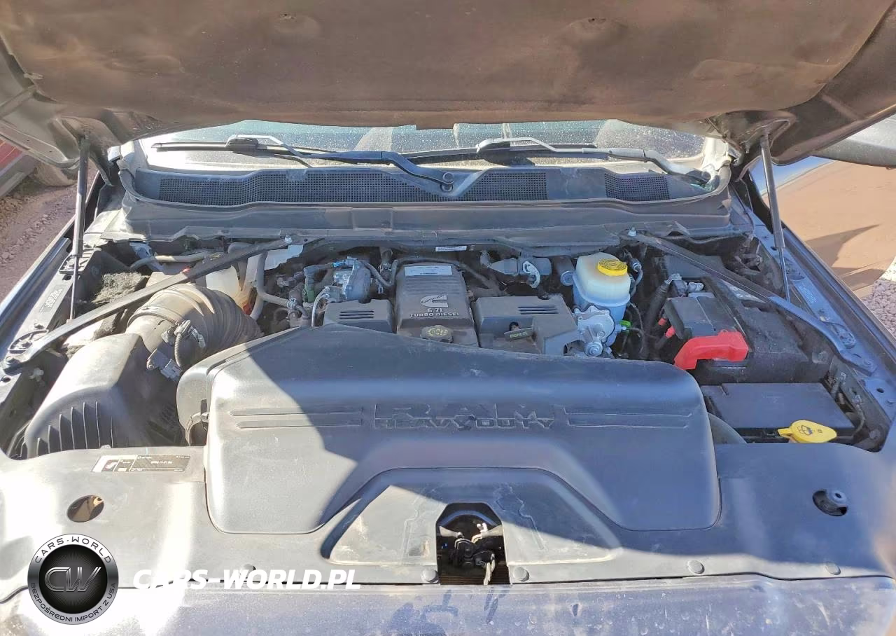 2022 Ram 2500 Laramie VIN:3C6UR5FL2NG359012 - 11