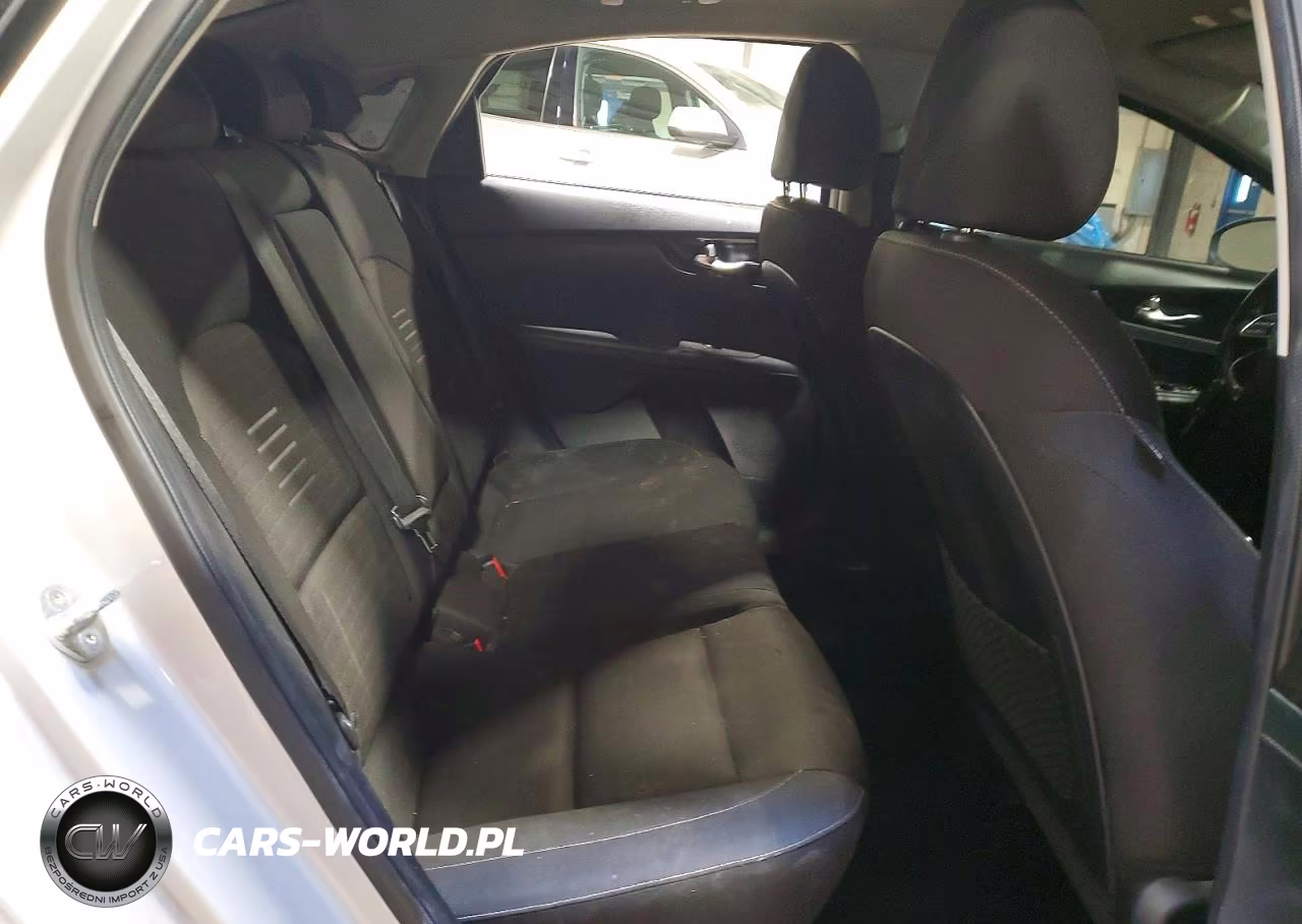 2019 Kia Forte S VIN:3KPF34ADXKE016436 - 10