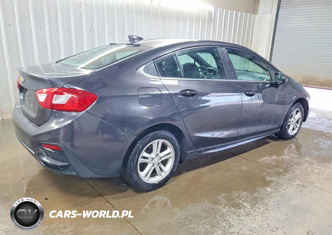2017 Chevrolet Cruze Lt VIN:1G1BE5SM3H7114593 - 3