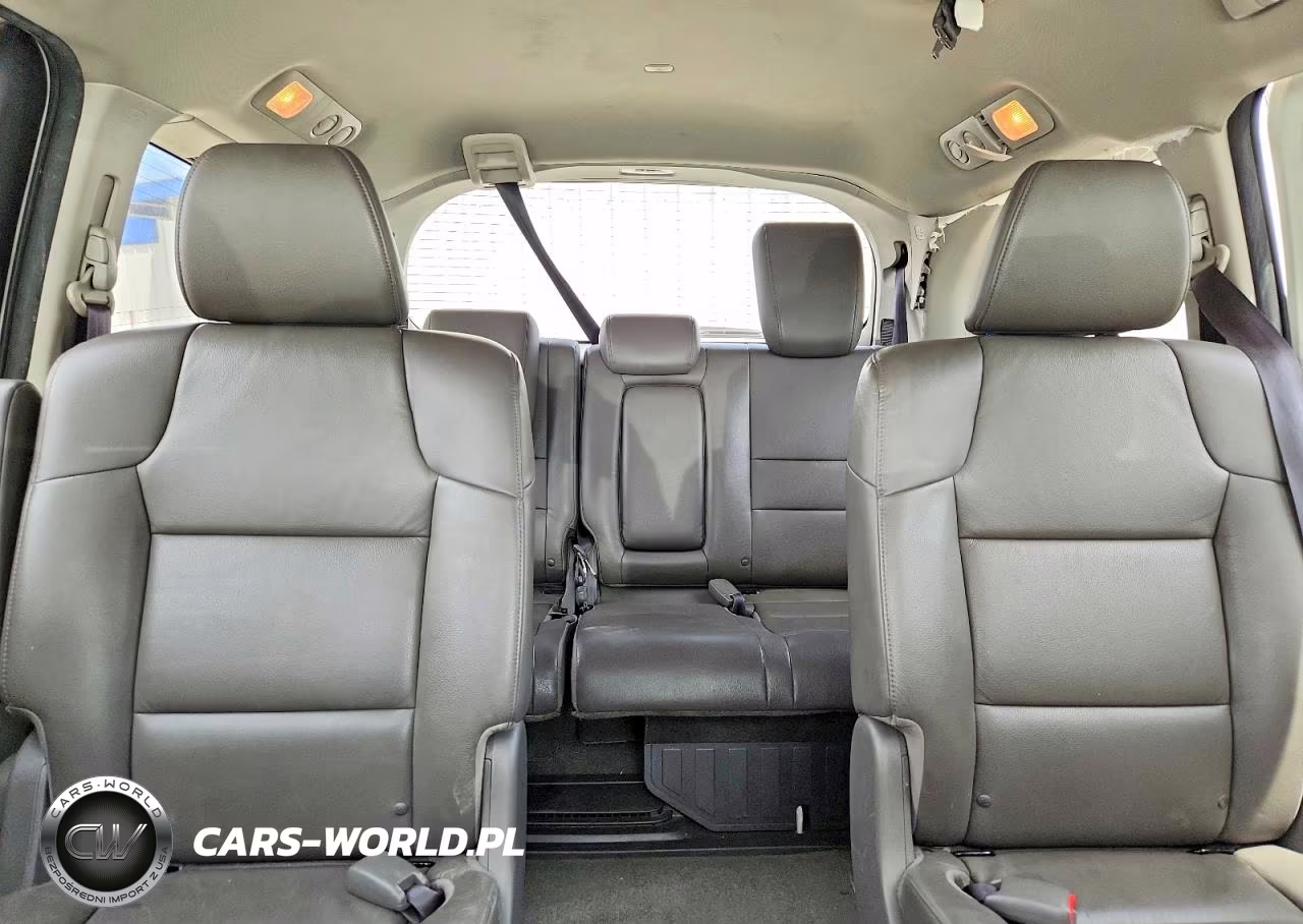 2014 Honda Odyssey Touring VIN:5FNRL5H9XEB065803 - 10