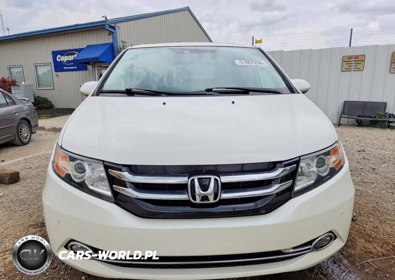 2014 Honda Odyssey Touring VIN:5FNRL5H9XEB065803 - 5