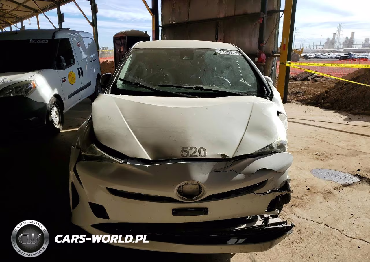 2018 Toyota Prius VIN:JTDKBRFU4J3586591 - 5