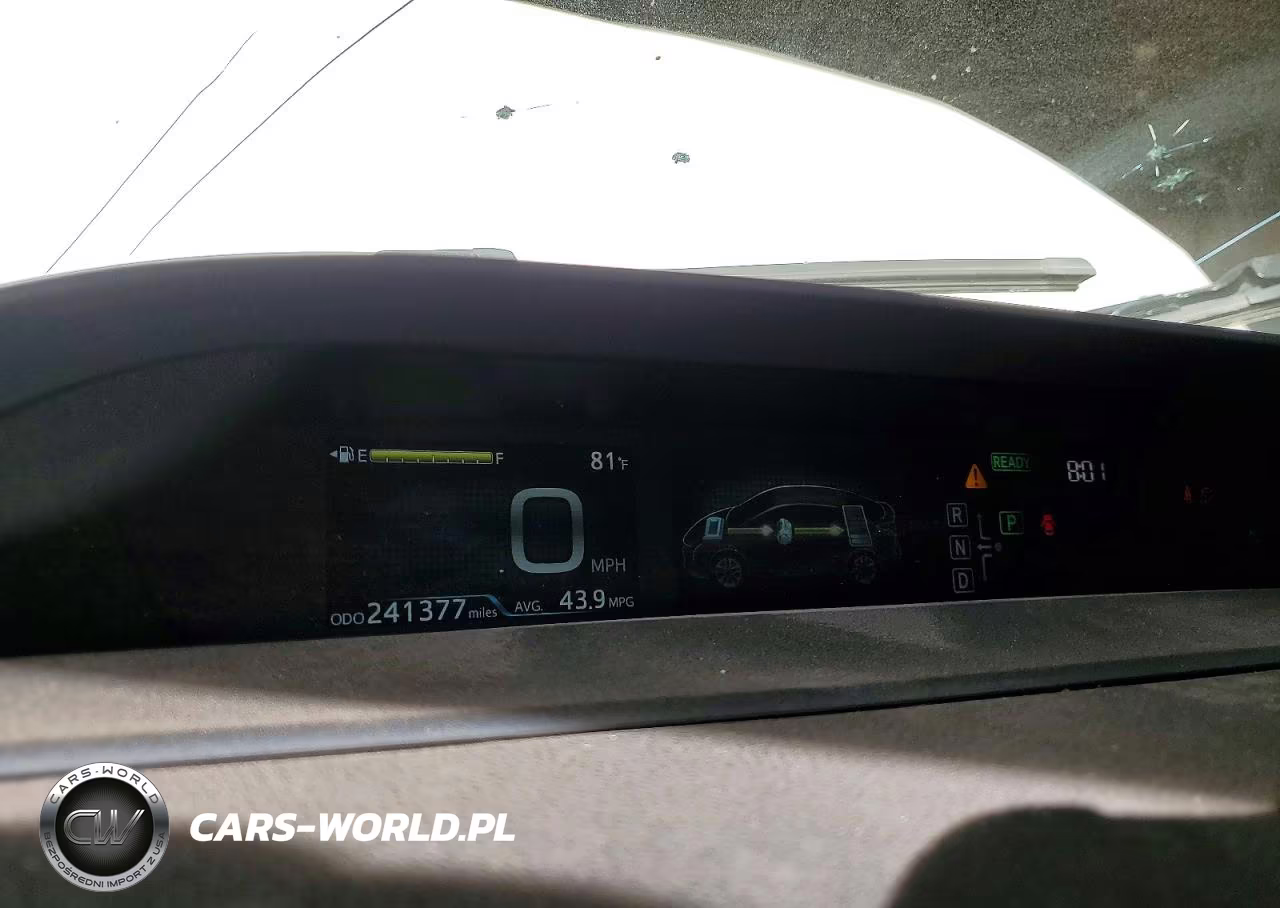 2018 Toyota Prius VIN:JTDKBRFU4J3586591 - 9