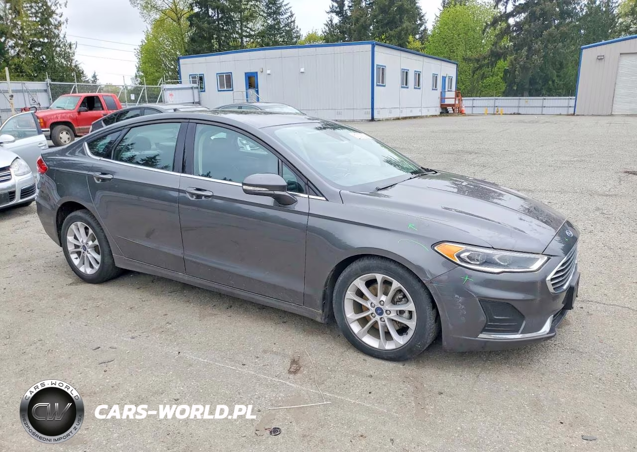 2020 Ford Fusion Sel VIN:3FA6P0MU5LR100396 - 4
