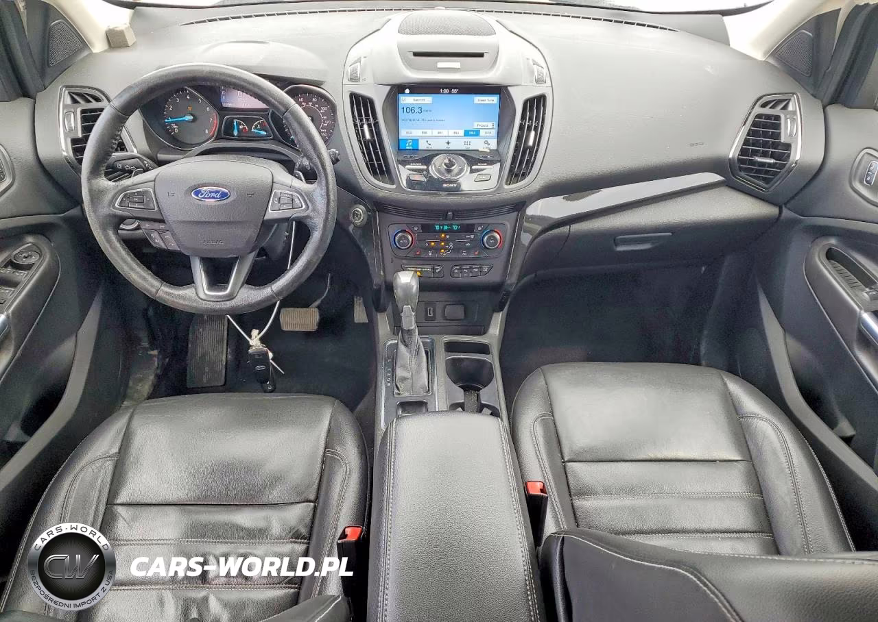 2017 Ford Escape Titanium VIN:1FMCU9J90HUA65238 - 8