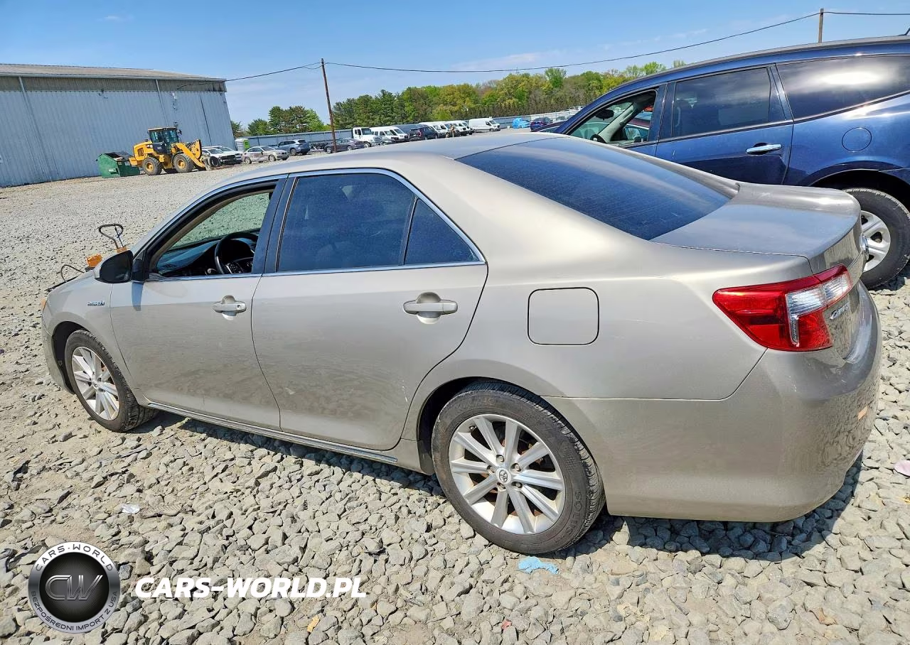 2013 Toyota Camry Hybrid Le VIN:4T1BD1FK6DU068843 - 2