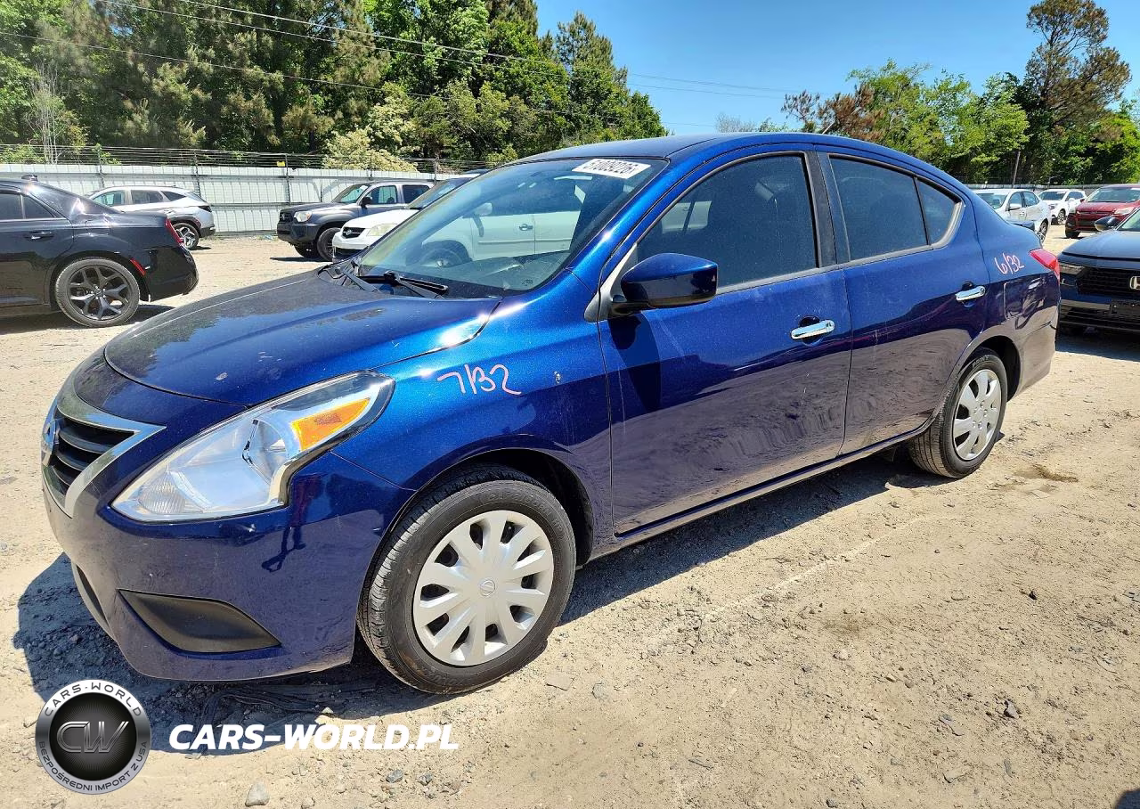 2019 Nissan Versa Sv