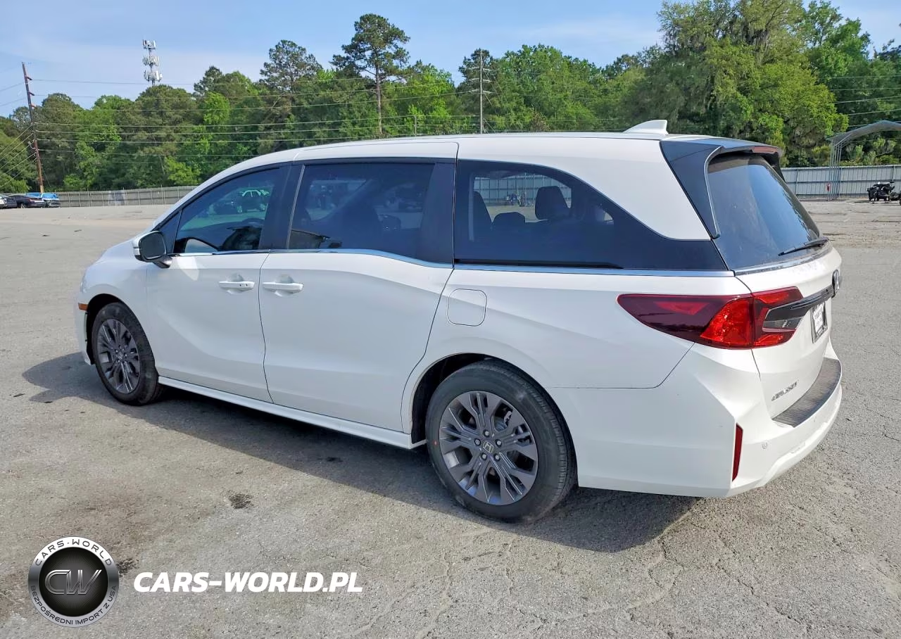 2026 Honda Odyssey Touring VIN:5FNRL6H83TB028764 - 2