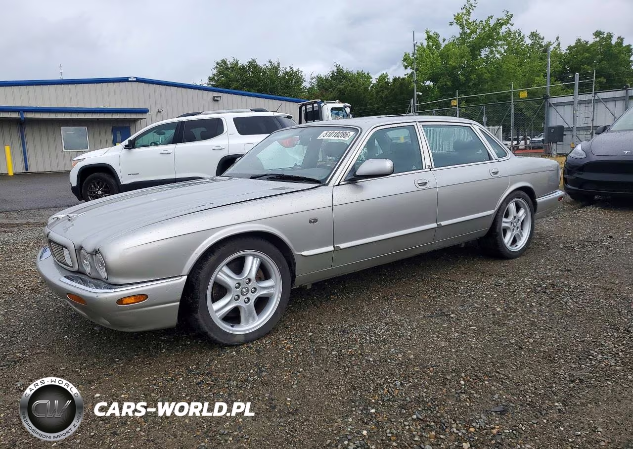 1999 Jaguar Xjr