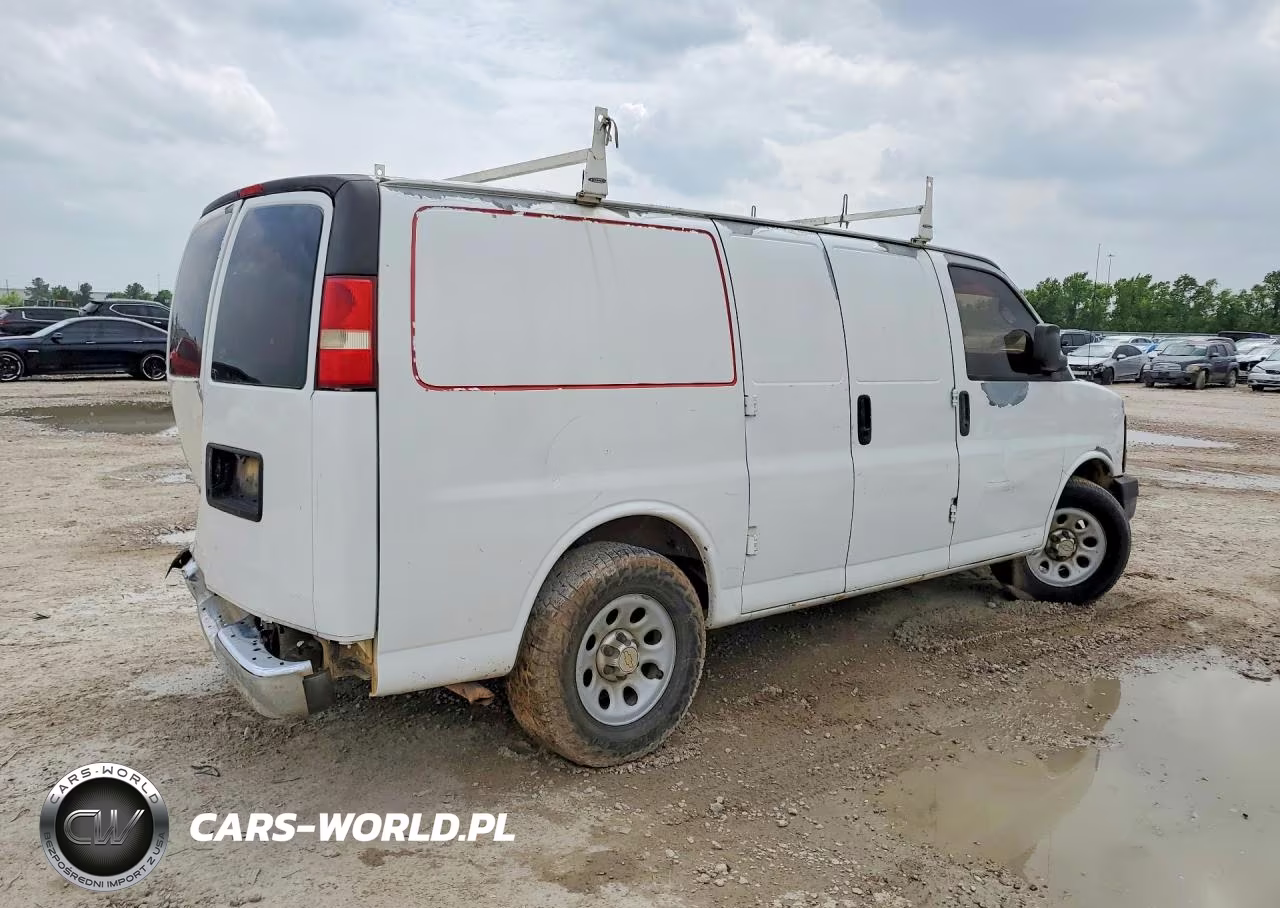 2012 Chevrolet Express G1500 VIN:1GCSGAFX3C1110716 - 3