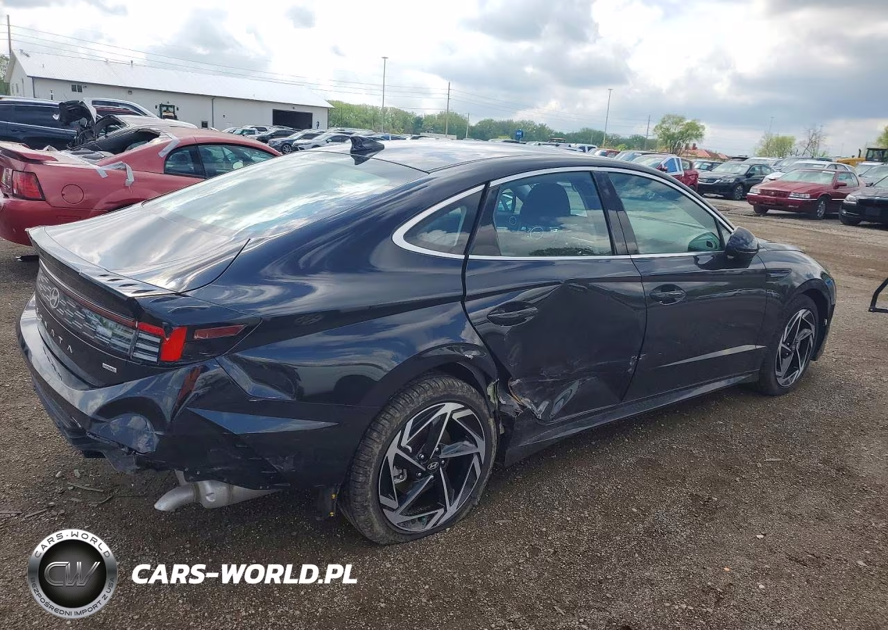 2026 Hyundai Sonata Sel Sport VIN:KMHL64JA2TA524934 - 3
