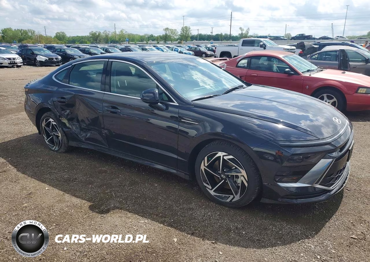 2026 Hyundai Sonata Sel Sport VIN:KMHL64JA2TA524934 - 4
