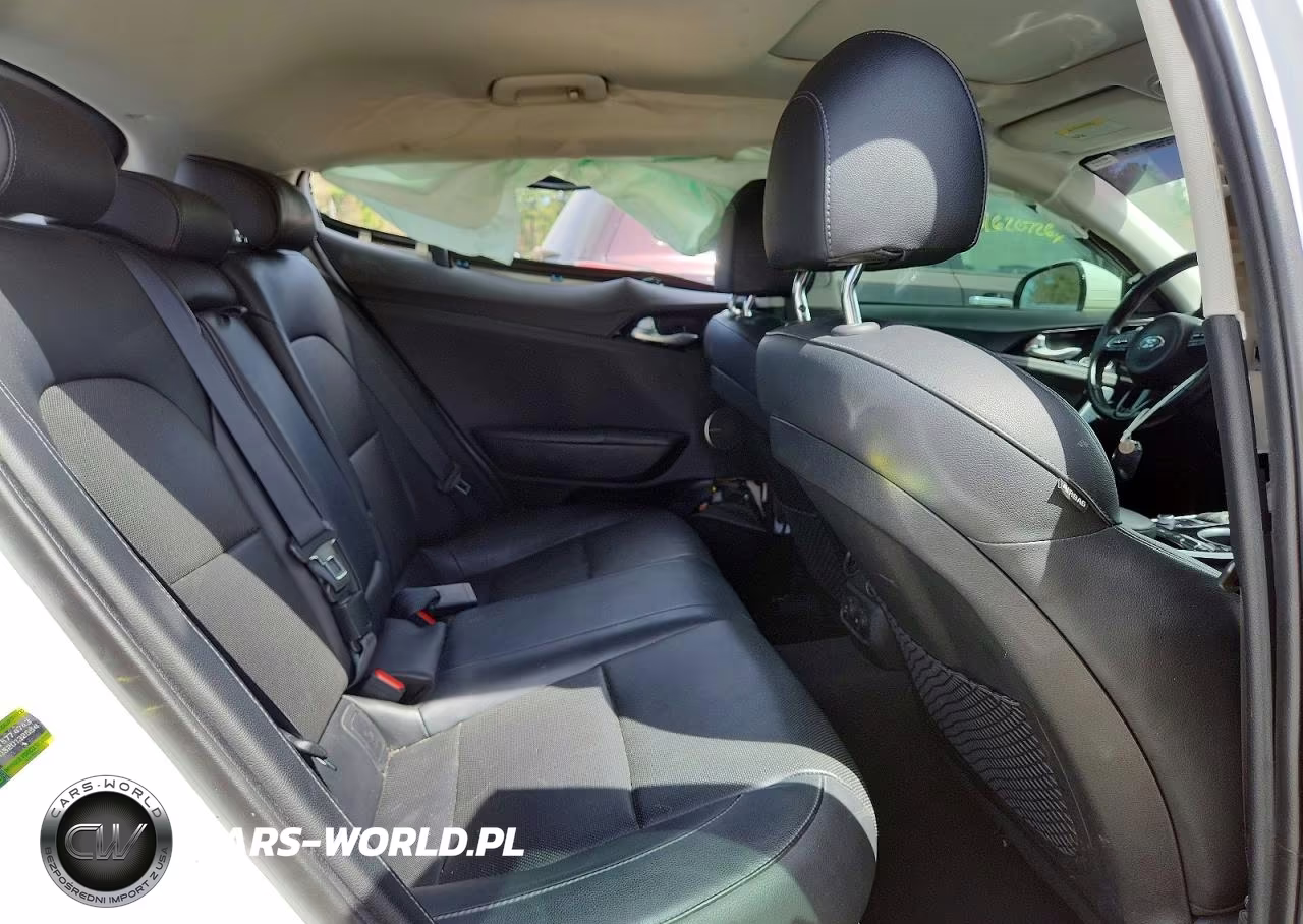 2019 Kia Stinger Premium VIN:KNAE25LA9K6042200 - 10