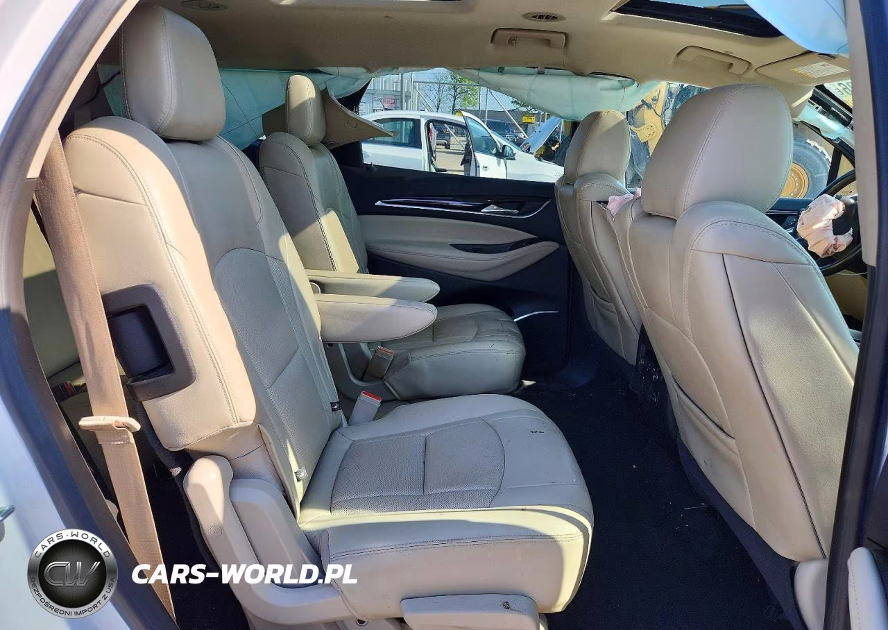 2018 Buick Enclave Premium VIN:5GAERCKW4JJ133551 - 11