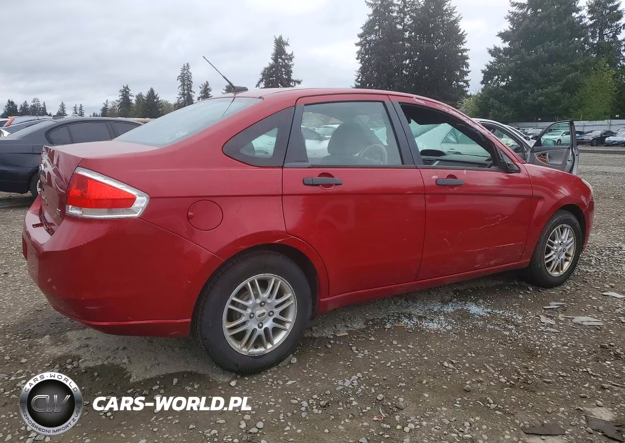 2009 Ford Focus Se VIN:1FAHP35N49W201369 - 3