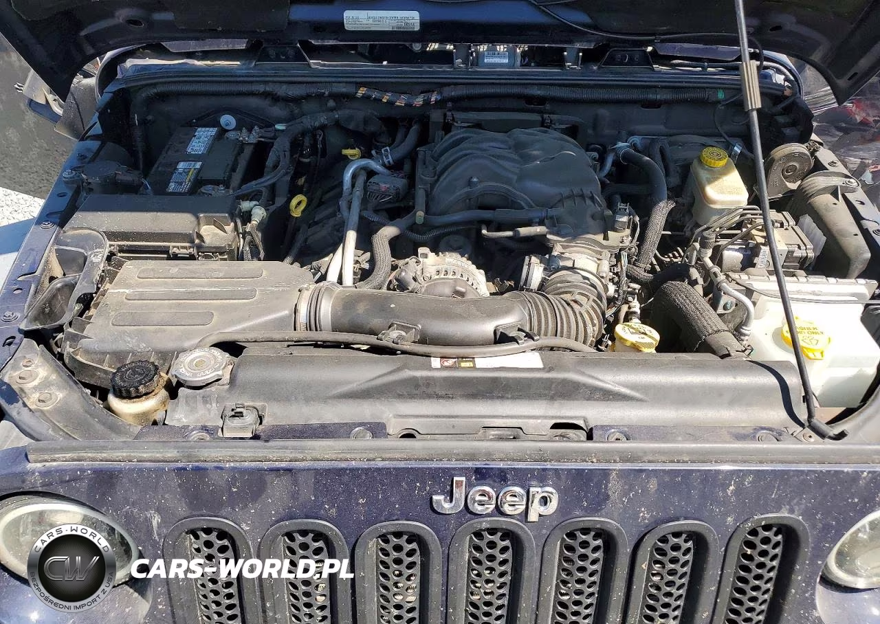 2013 Jeep Wrangler Unlimited Sport VIN:1C4BJWDGXDL558393 - 11