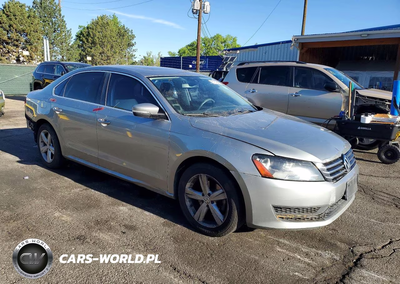 2013 Volkswagen Passat Se VIN:1VWBH7A34DC003410 - 4