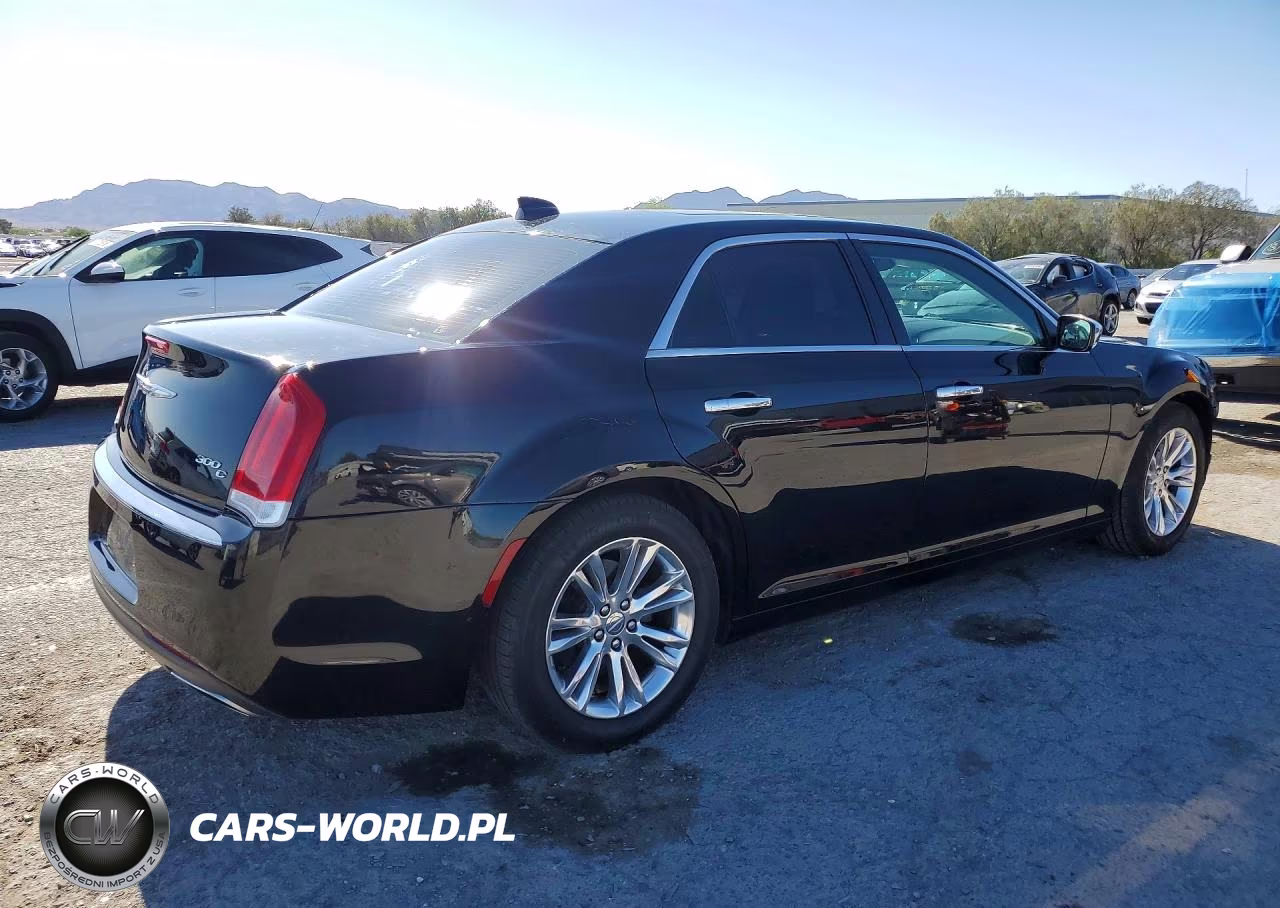 2017 Chrysler 300C VIN:2C3CCAEG0HH580006 - 3