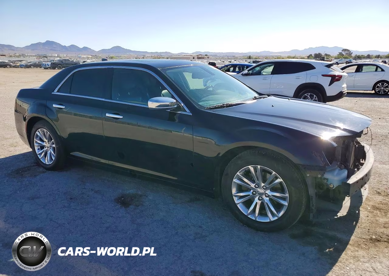 2017 Chrysler 300C VIN:2C3CCAEG0HH580006 - 4