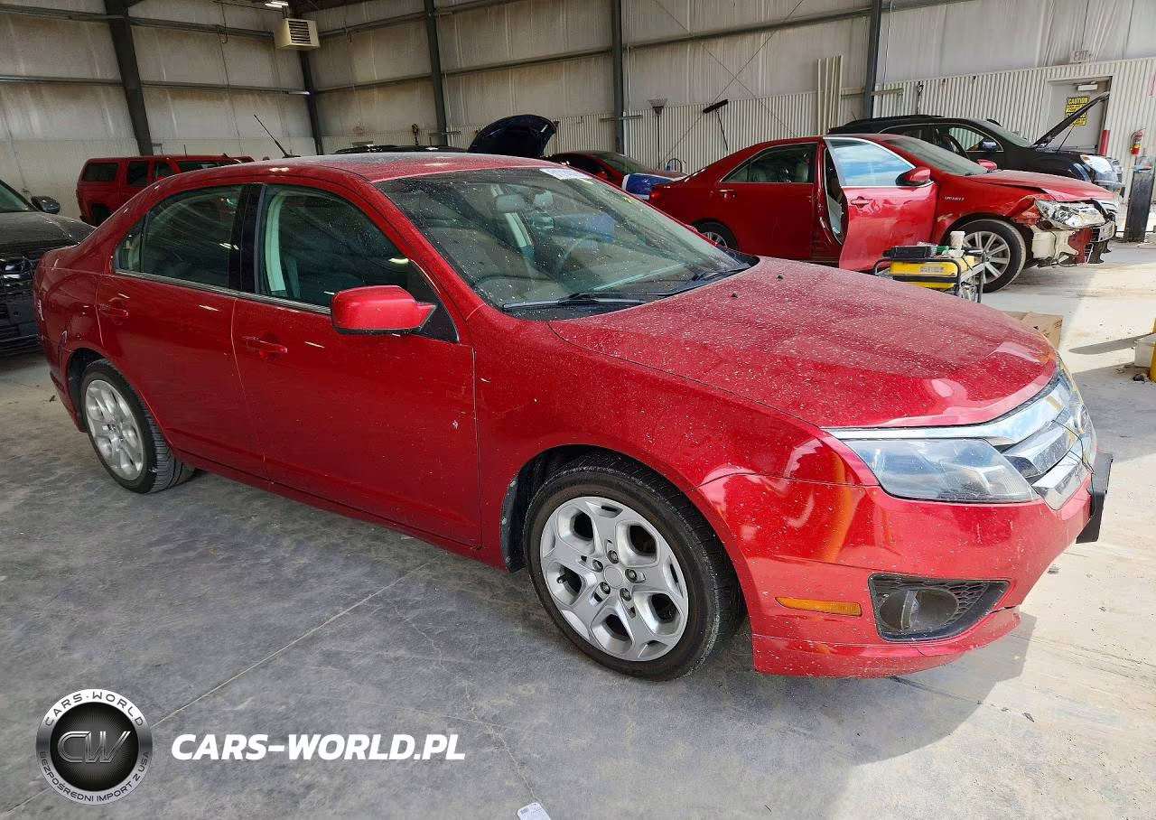 2011 Ford Fusion Se VIN:3FAHP0HA3BR317503 - 4