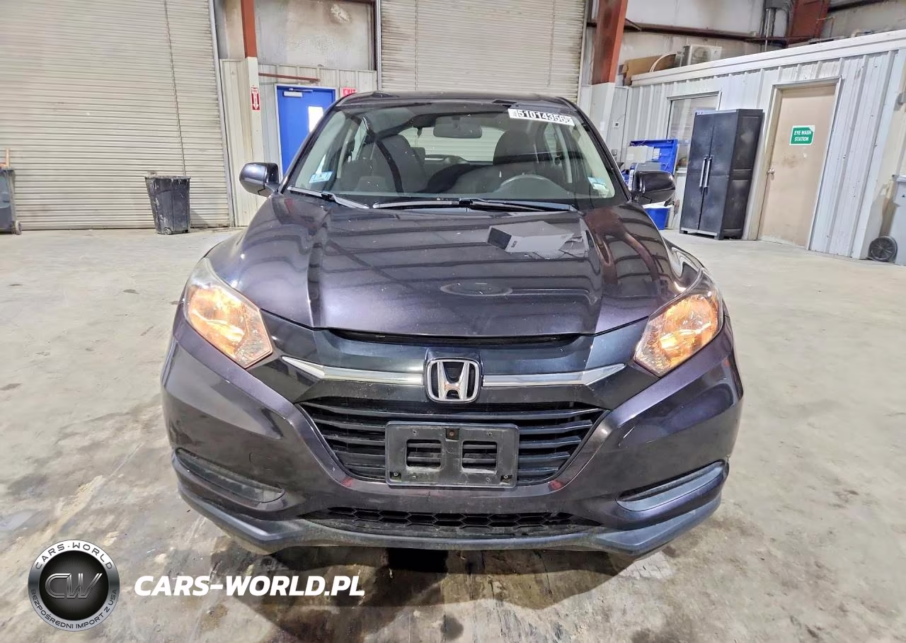 2018 Honda Hr-V Lx VIN:3CZRU6H37JM705867 - 5