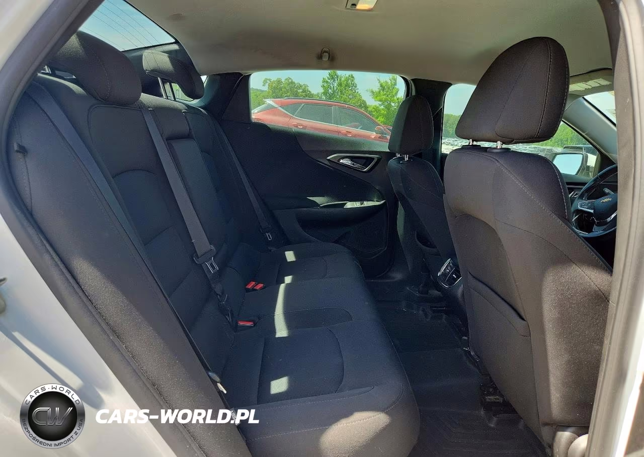 2018 Chevrolet Malibu Lt VIN:1G1ZD5STXJF276953 - 10