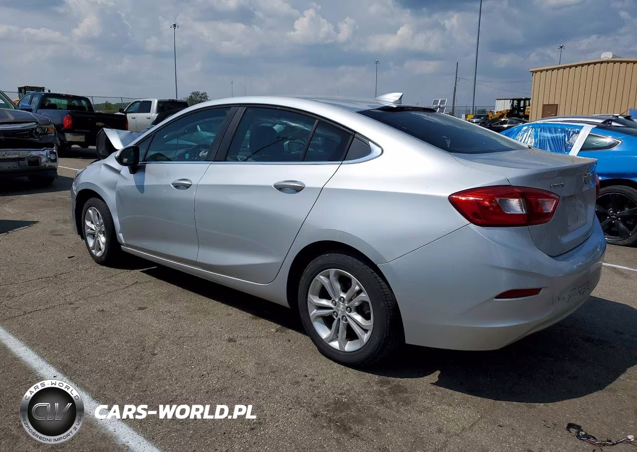 2019 Chevrolet Cruze Lt VIN:1G1BE5SM4K7145746 - 2