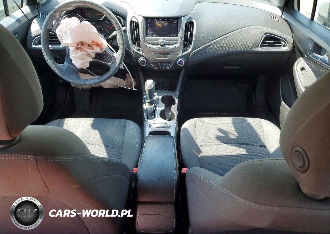 2019 Chevrolet Cruze Lt VIN:1G1BE5SM4K7145746 - 8
