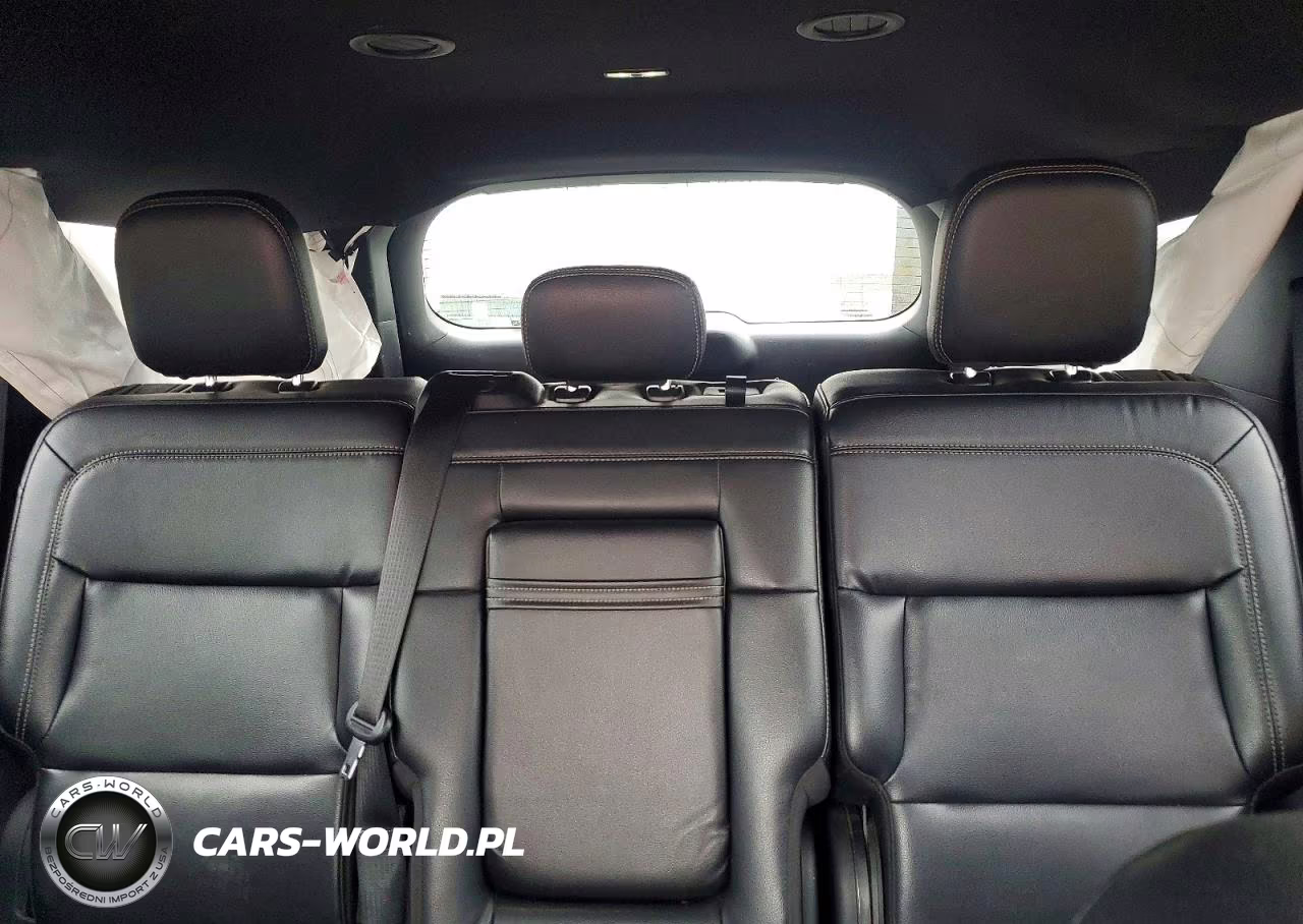 2020 Ford Explorer Xlt VIN:1FMSK8DH9LGB54733 - 10