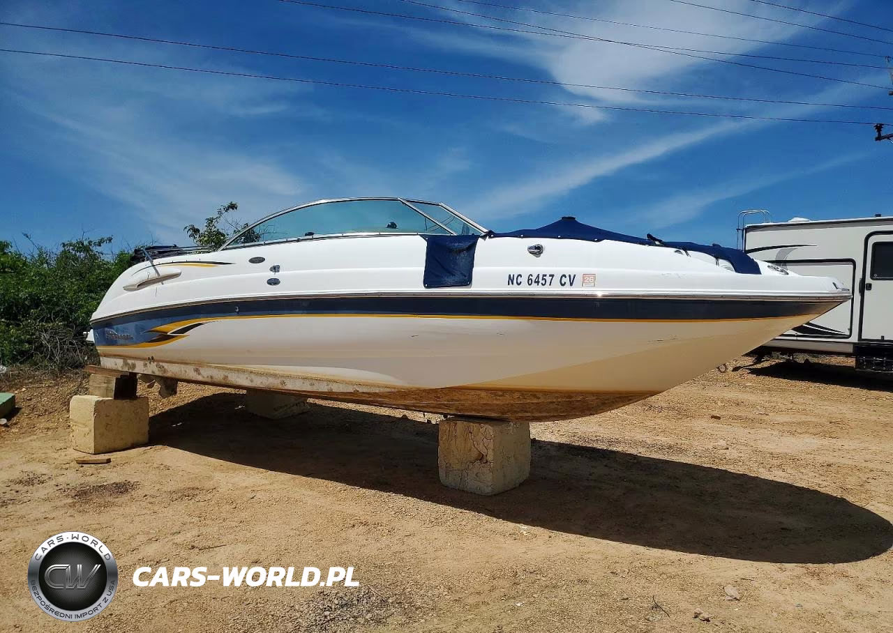 2001 Chaparral Sunesta 263 - Boat