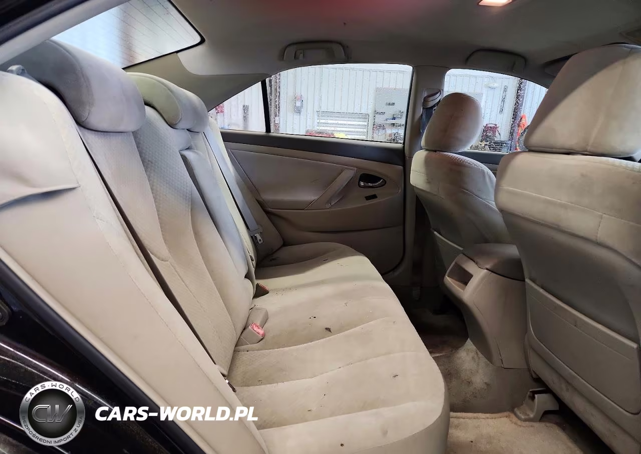 2007 Toyota Camry Ce VIN:4T1BE46K07U699011 - 10